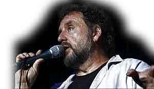 Gilles Servat en Ville-Close le samedi 19 août 2000